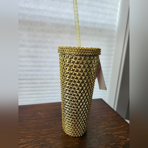 Other - NWT Gold Textured Tumbler.  26 oz.  9 x 4.  Beautiful design and insulated.